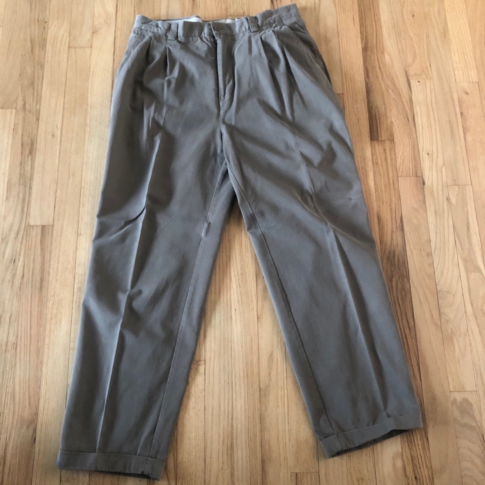 Men’s tommy bahama causal khaki chino pants